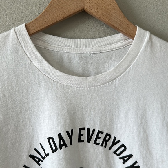 Mom Mode Everyday White/Leopard White Crewneck Short Sleeve Tee Large - Picture 5 of 10